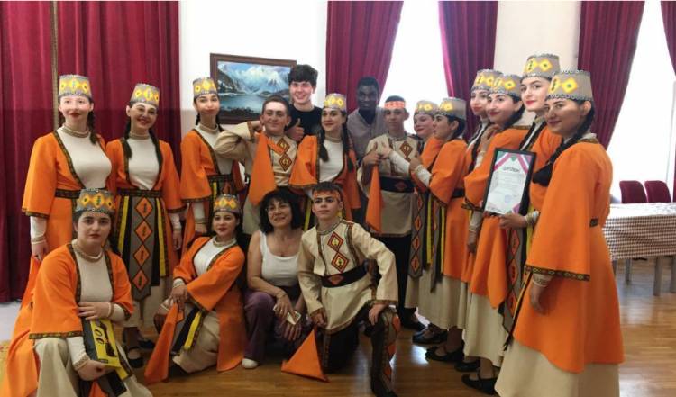 Հայկական ժողովրդական պարերի անսամբլը հանդես է եկել Կուբանյան փառատոնում 