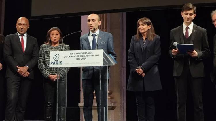 Փարիզի քաղաքապետը պարգևատրել է Արտակ Բեգլարյանին բարձրագույն մեդալով