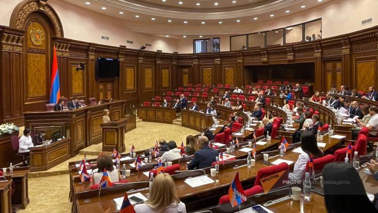 Внеочередное заседание или саботаж?