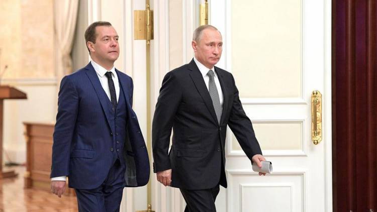 Почему Россия не поддерживает армянскую оппозицию