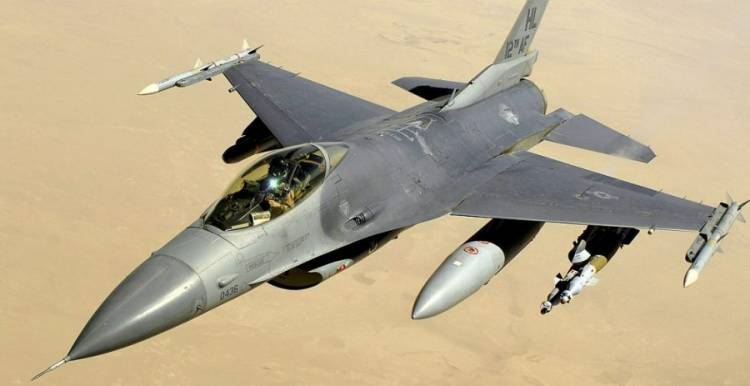 Նիդերլանդները տասնյակ F-16 ինքնաթիռներ կառաքի Ուկրաինա
