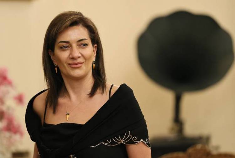 Աննա Հակոբյանը փող հավաքելու նոր ձեւ է մտածել