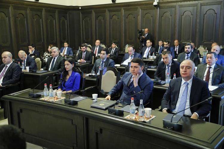 «Քյասիբի ռադիոն» մենք ենք, որ ողջ օրը խոսում ենք իր հրաժարականից` չի գնում