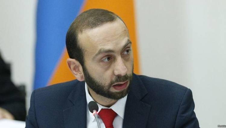«Հրապարակ»․ Միրզոյանն ու իր «աջակիցները»