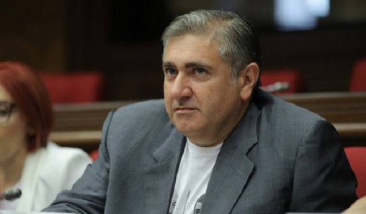 Հերթական գաղտնիքը սեփական ժողովրդից