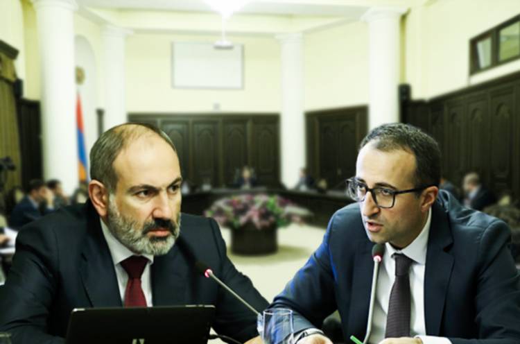Ինչու՞ են մարդիկ վատանում Նիկոլի ձայնը լսելիս