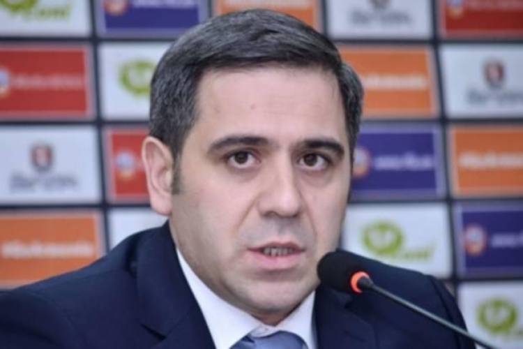 Էլ ի՞նչ լինի, որ այդ մարդը գիտակցի` սա իմ ոլորտը չէ, թողնեմ` հեռանամ