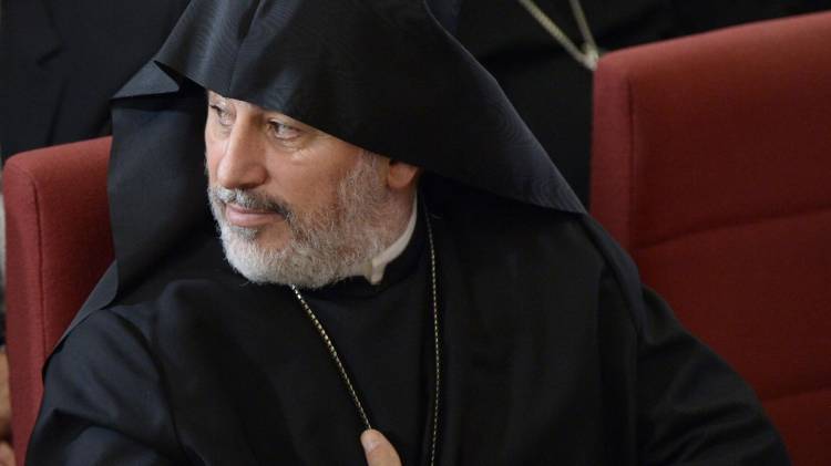 Պուտինը Եզրաս արքեպիսկոպոսին պարգևատրել է Ալեքսանդր Նևսկու շքանշանով