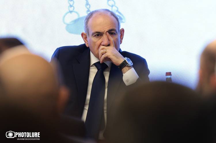 Սրանք Արցախի Հանրապետություն են քանդել, մի Գյումրին ի՞նչ է, որ չքանդեն