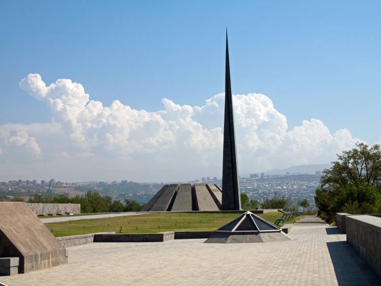 «Անհաշտ պայքարիլ, որպէսզի «թրքական կրթութիւնը» չդառնայ հայկական նորաձեւութիւն»