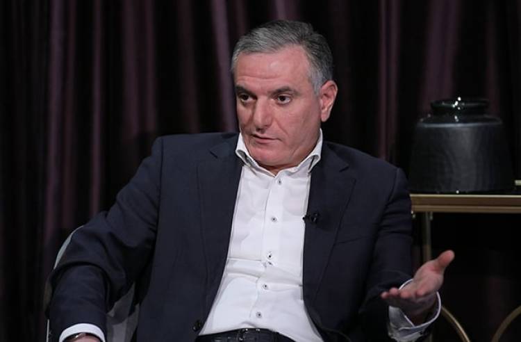 Ու՞մ են այդպես «խրոխտ ակնարկում»