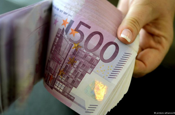 Եվրոն հատել է 602 դրամի սահմանագիծը