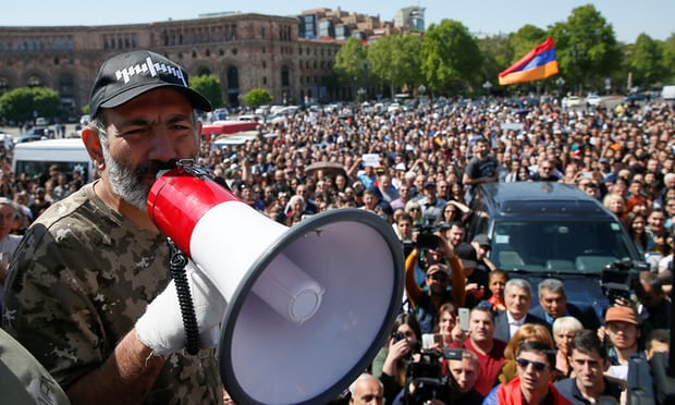 Բանակցությունների չեղարկումից հետո Հայաստանում ցուցարարները նորից փողոցում են