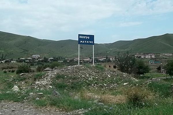 ԼՂՀ ՊՆ-ն հրապարակել է Մատաղիս բնակավայրի հրթիռակոծման տեսանյութը