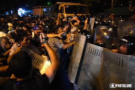«Դեմոկրատիան այսօր» ՀԿ-ի բաց նամակը` ուղղված ոստիկանների մայրերին, քույրերին և կանանց