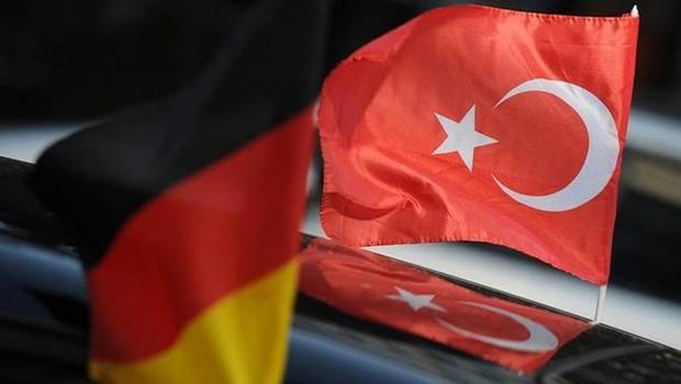Թուրքիան պահանջում է Գերմանիայից հանձնել փախստական դատախազներին