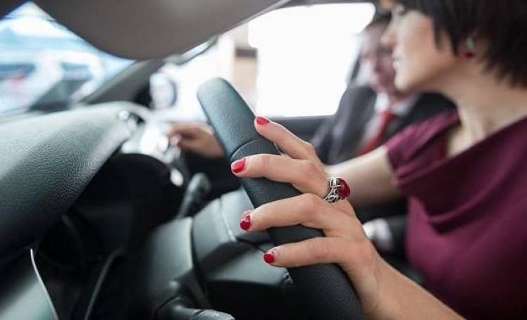 Կանանց մասսայաբար զրկում են մեքենա վարելու իրավունքից