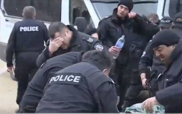 Ծով արցունքներ Բուլղարիայում ոստիկանության՝ արցունքաբեր գազ կիրառելուց հետո 