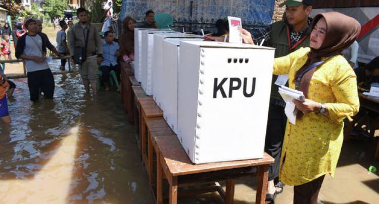 Ինդոնեզիայում ընտրությունների քվեների հաշվարկի ընթացքում մահացել է 500 աշխատակից