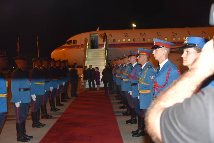 Արմեն Սարգսյանը ժամանեց Սերբիա. նրան դիմավորեց վարչապետ Բռնաբիչը (տեսանյութ, լուսանկարներ)