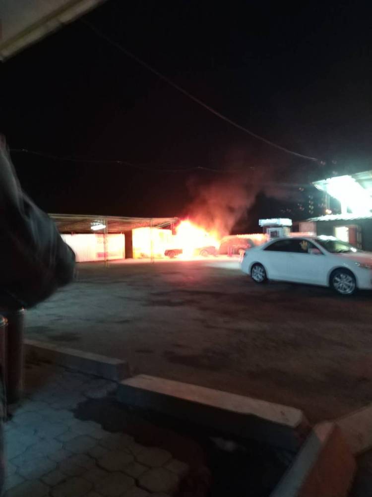 Գազալցակայաններից մեկի մոտ «Մերսեդես» է այրվում