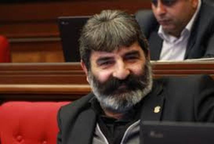 «Հրապարակ». Ռուստամ Գասպարյանին կհեռացնե՞ն ԵԿՄ-ից