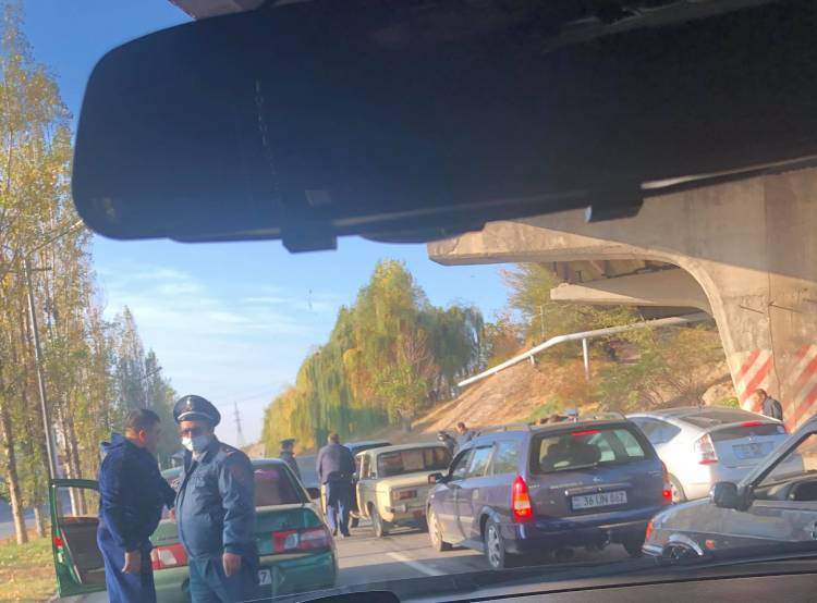 Ոստիկանությունը ստուգում է Երևան մտնող մեքենաները