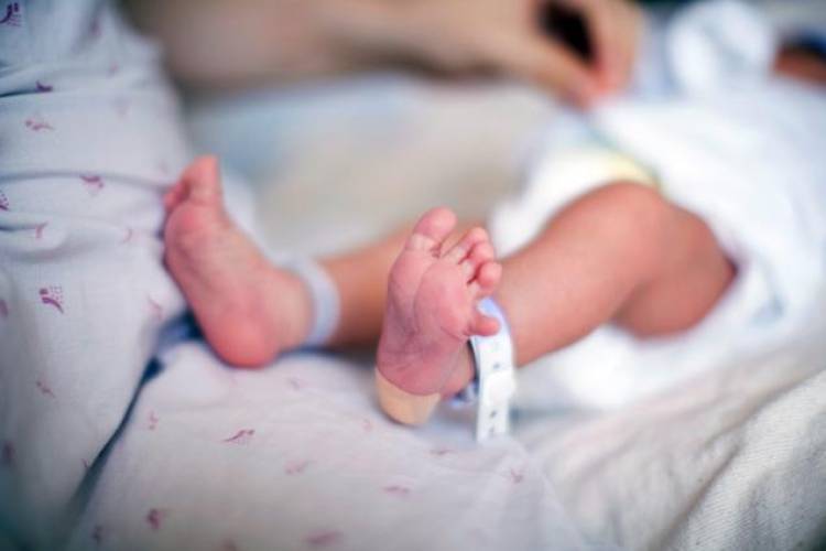 Նորածին երեխայի առքուվաճառքի դեպքի առթիվ հարուցված քրեական գործի նախաքննությունն ավարտվել է