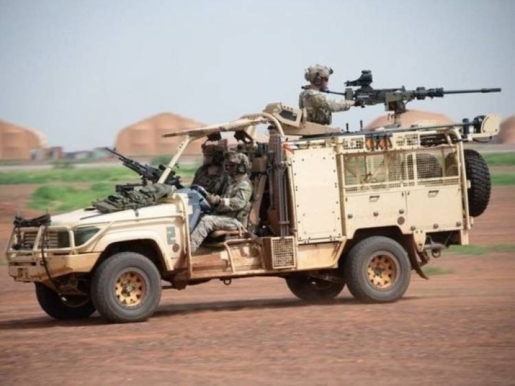Ֆրանսիան ավելացնում է իր ռազմական ներկայությունն Աֆրիկայում