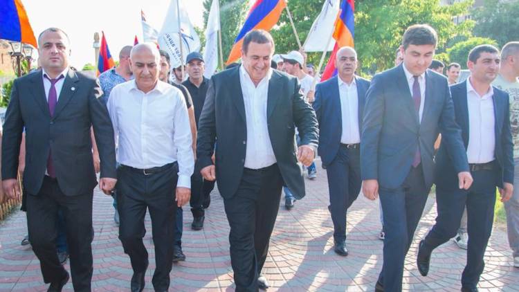 «Բարգավաճ Հայաստան»-ի ներսում տարաձայնություննե՞ր են․ հրաժարվում է ՏԻՄ ընտրություններից