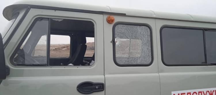 Ադրբեջանցիները կրակ են բացել ՊԲ ստորաբաժանման սանիտարական մեքենայի ուղղությամբ