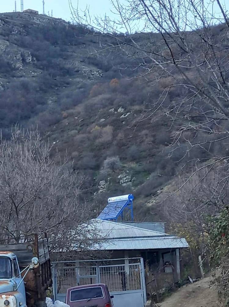 Ճակատենի այս տնից վերեւ` սարի վրա, ադրբեջանական դիտակետ է. ՄԻՊ