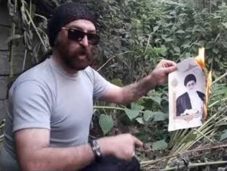 Ձերբակալվել է Իրանի հոգեւոր առաջնորդին վիրավորած ընդդիմադիր բանաստեղծը