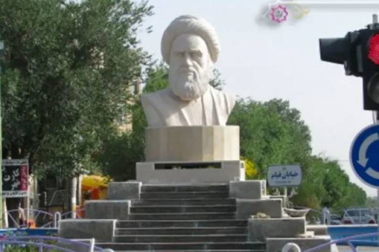 Իրանում պղծել են այաթոլլա Խոմեյնիի հուշարձանը